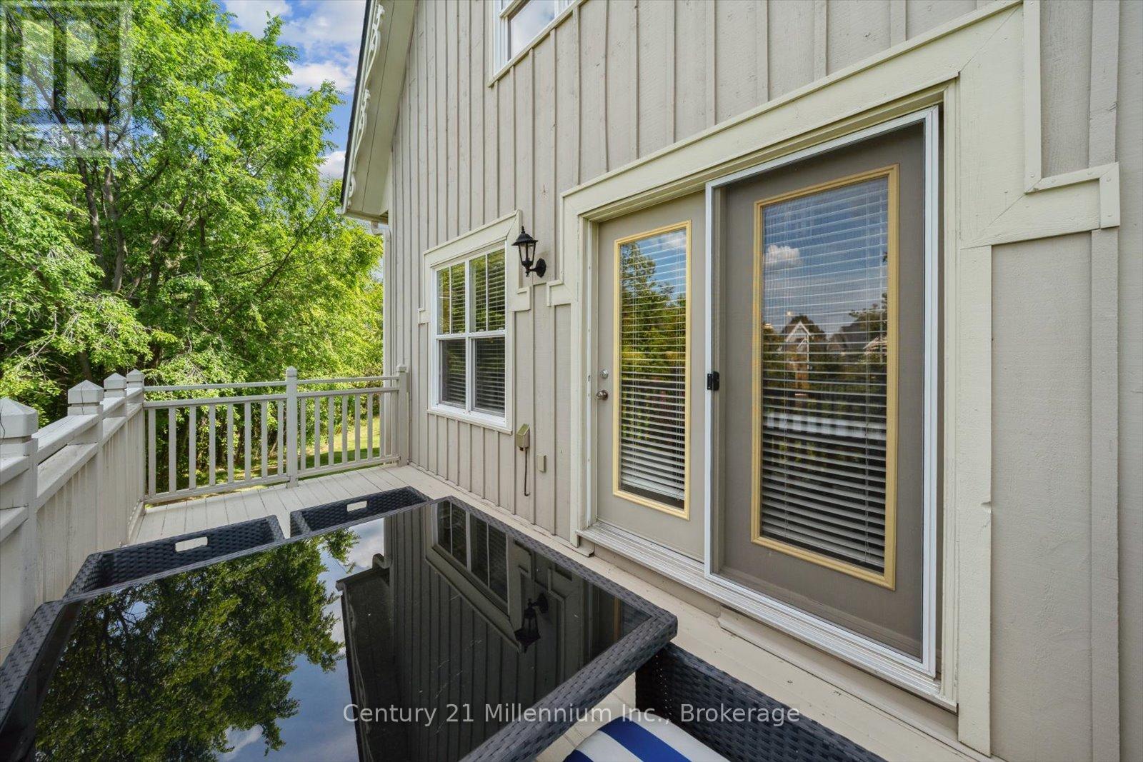 Photo 32 of 219 184 Snowbridge Way, Blue Mountains ON