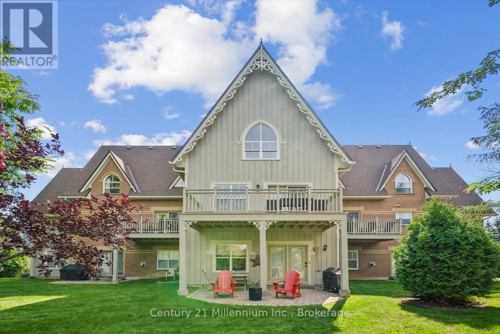 Photo 34 of 219 184 Snowbridge Way, Blue Mountains ON