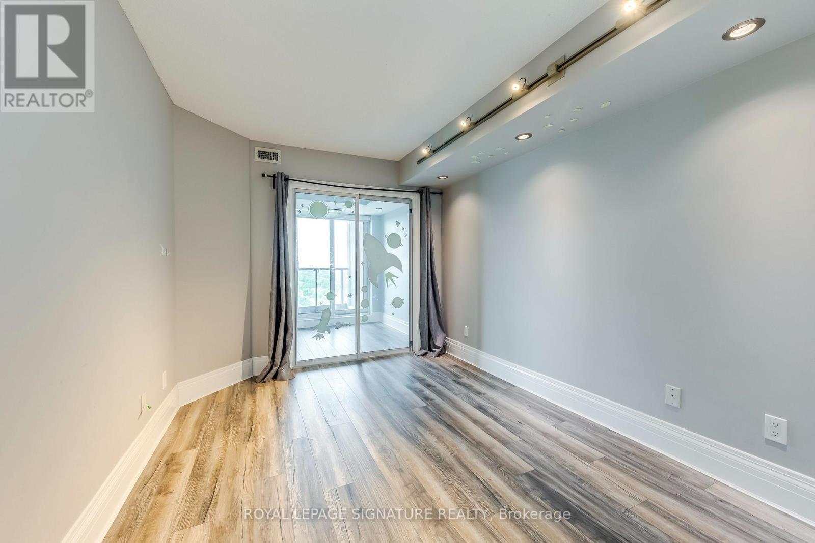 Photo 14 of 2107 28 Harrison Garden Boulevard, Toronto ON