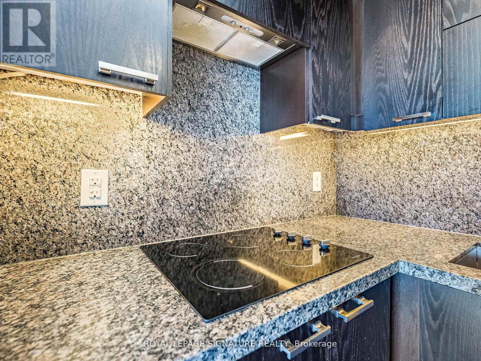 Photo 17 of 241 120 Harrison Garden Boulevard, Toronto ON