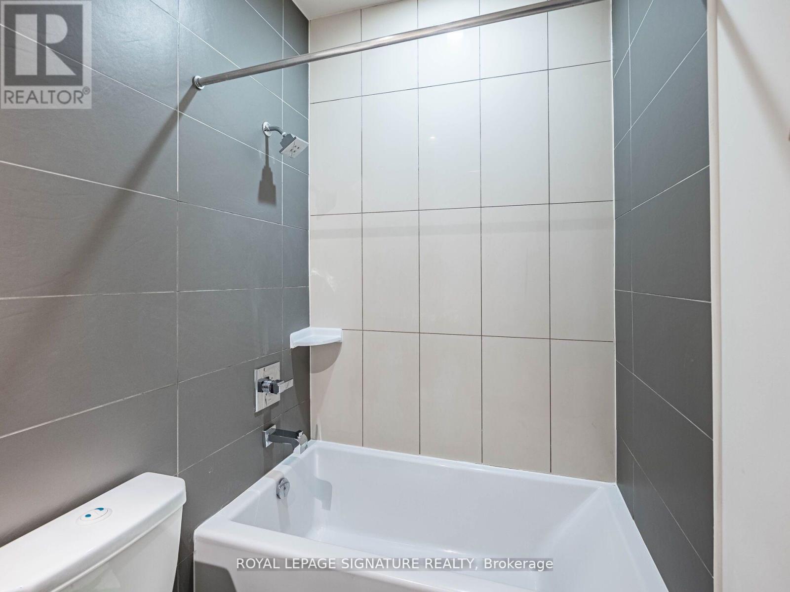 Photo 25 of 241 120 Harrison Garden Boulevard, Toronto ON