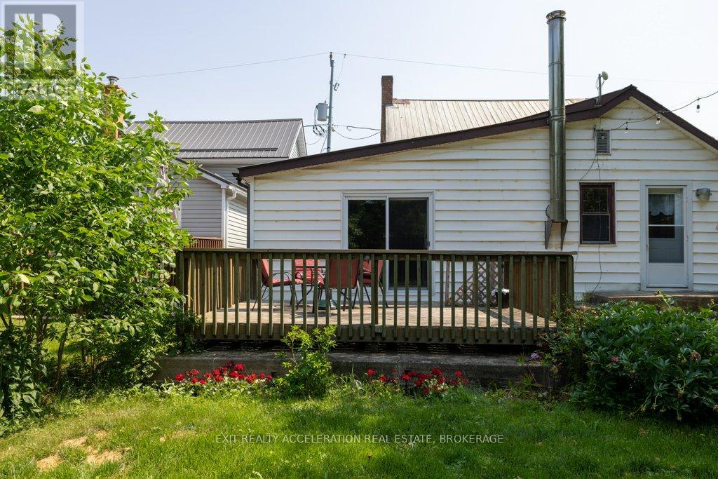 Photo 33 of 548 Moira Street, Tweed ON