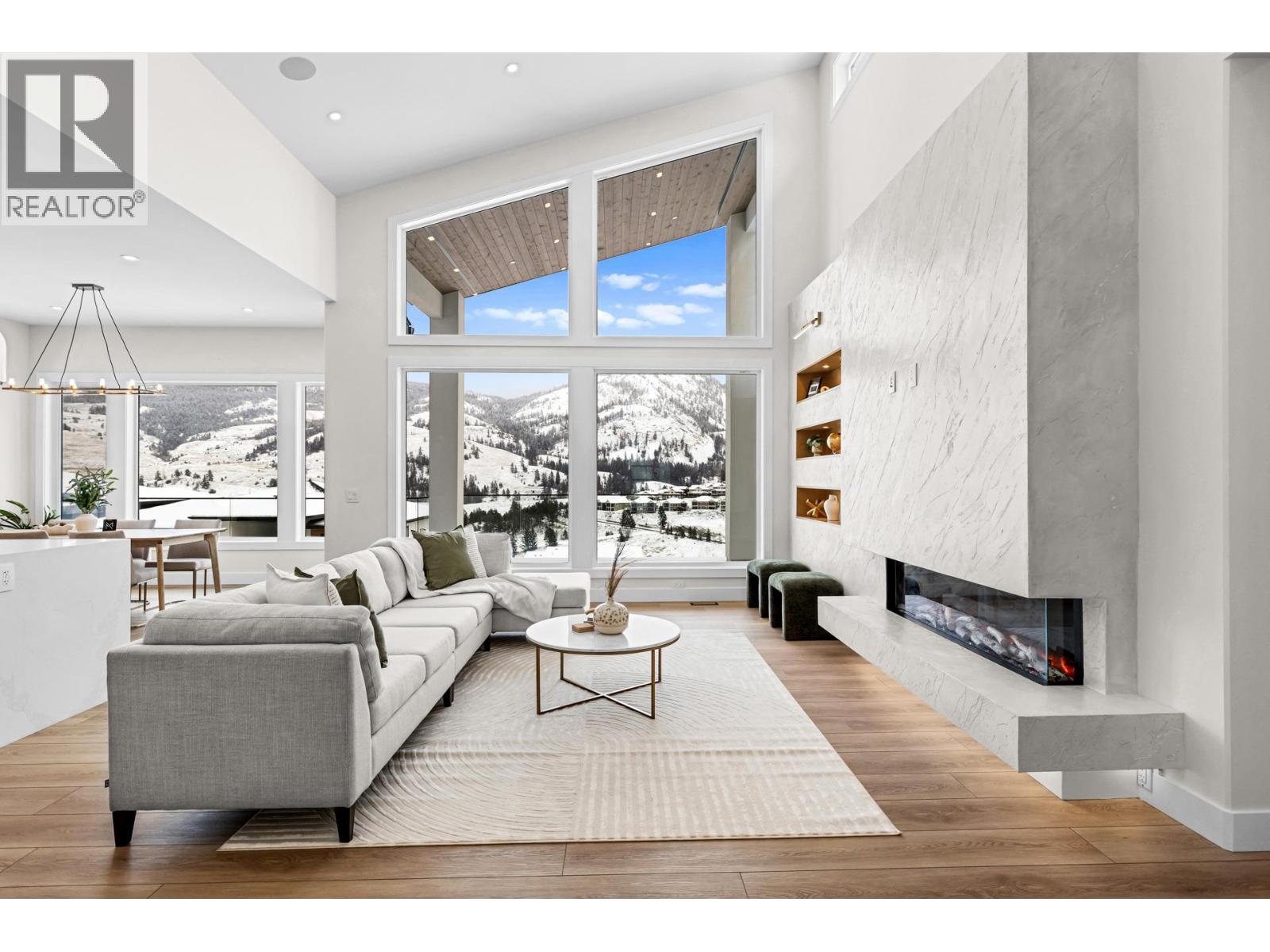 Photo 9 of 899 Loseth Drive, Kelowna BC