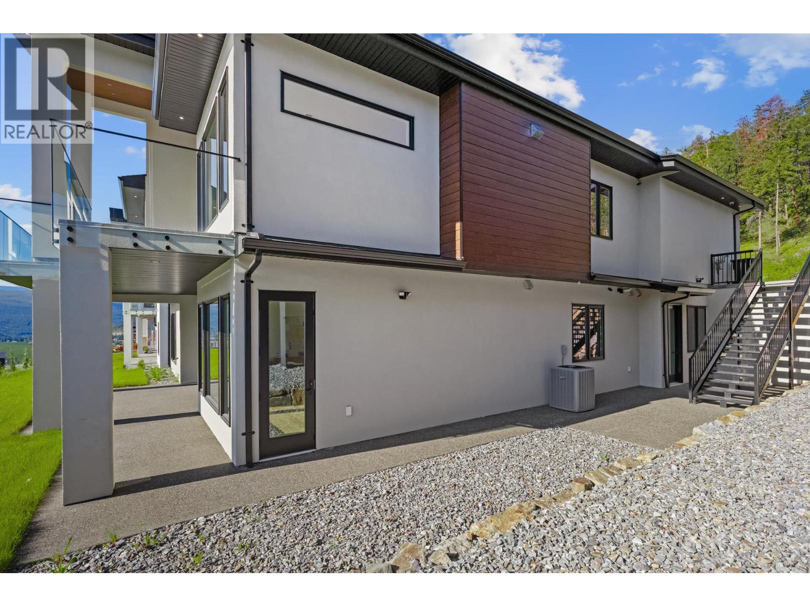 Photo 71 of 899 Loseth Drive, Kelowna BC