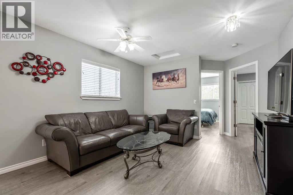 Single Family House Bi-level for Sale in  Laguna Way NE Monterey Park Calgary 