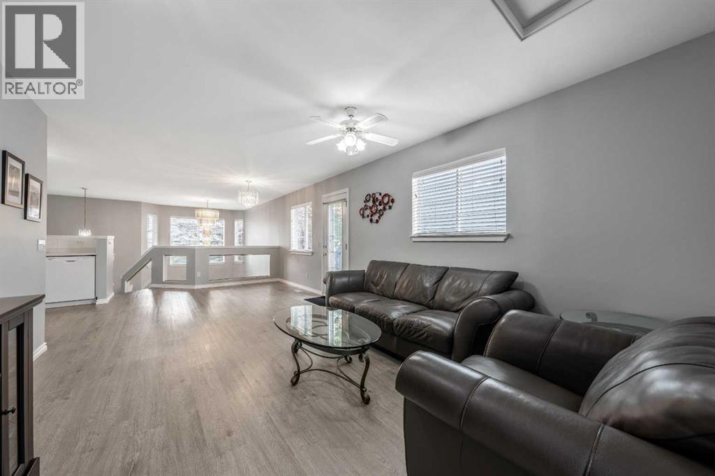 Single Family House Bi-level for Sale in  Laguna Way NE Monterey Park Calgary 