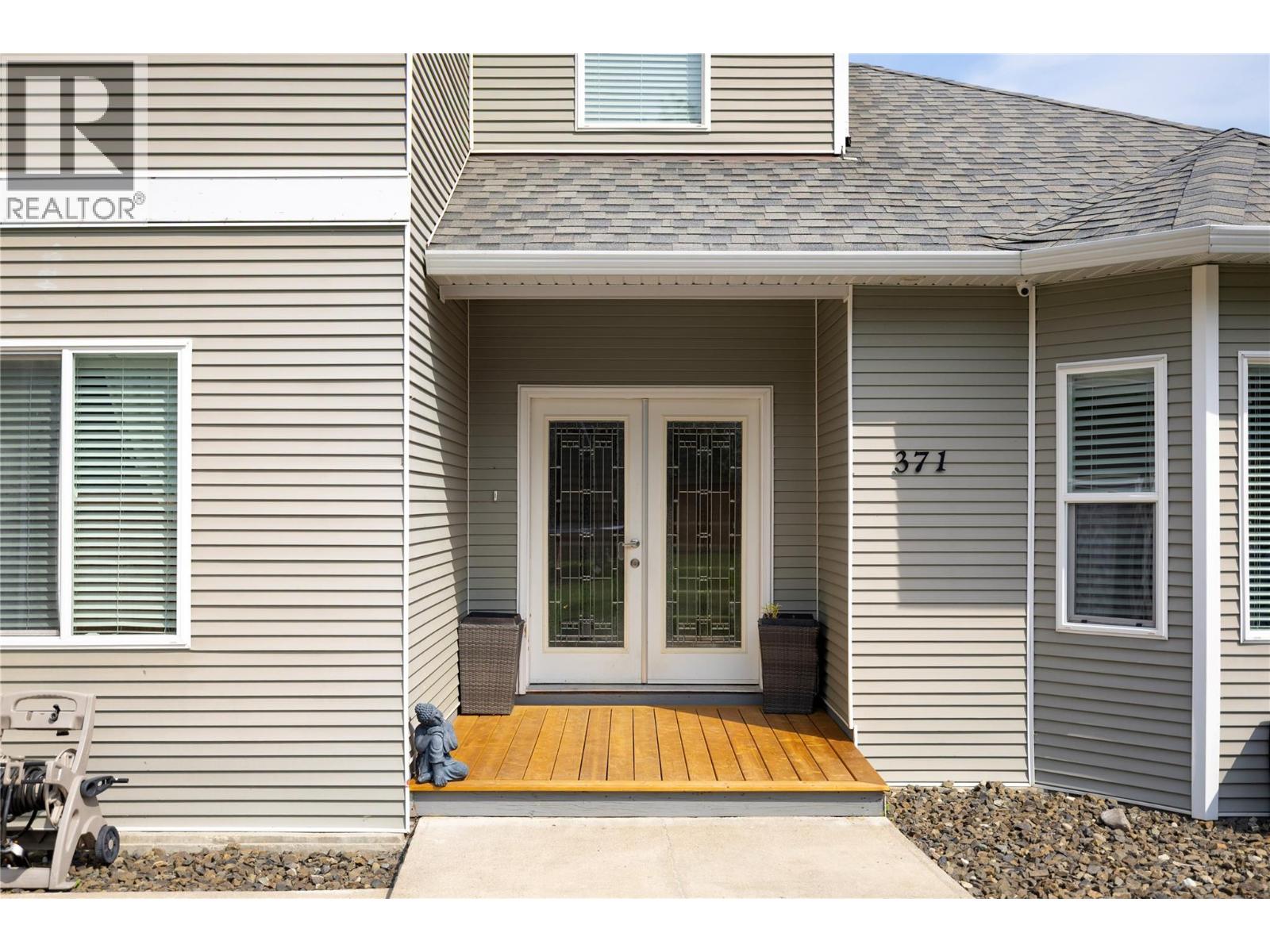  371 Lakewood Road, Vernon