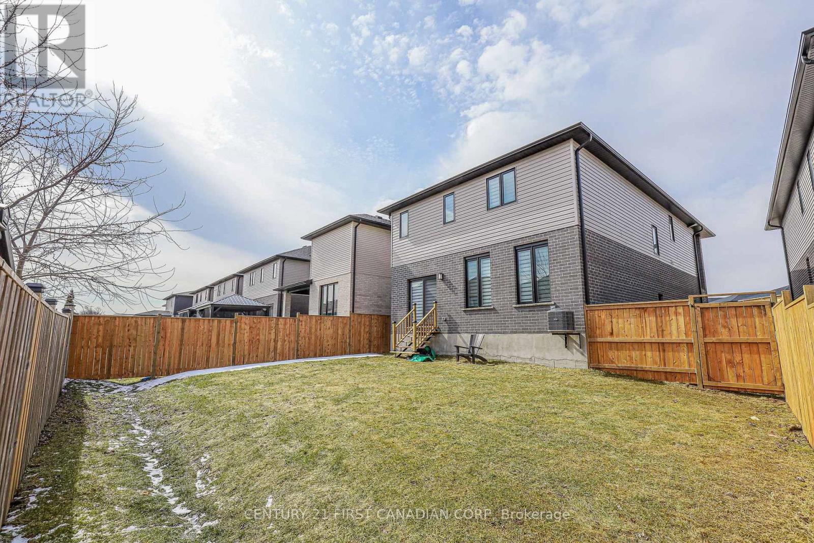 Photo 2 of 3436 Emilycarr Lane, London South ON