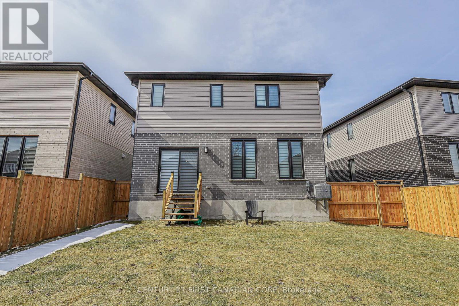 Photo 3 of 3436 Emilycarr Lane, London South ON