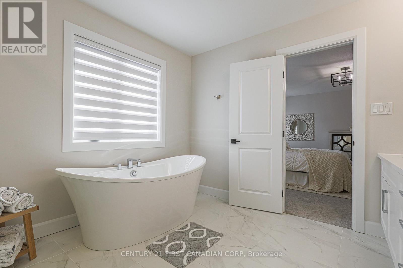Photo 34 of 3436 Emilycarr Lane, London South ON