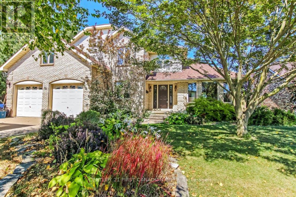 Photo 2 of 52 Mckee Road, Chathamkent ON