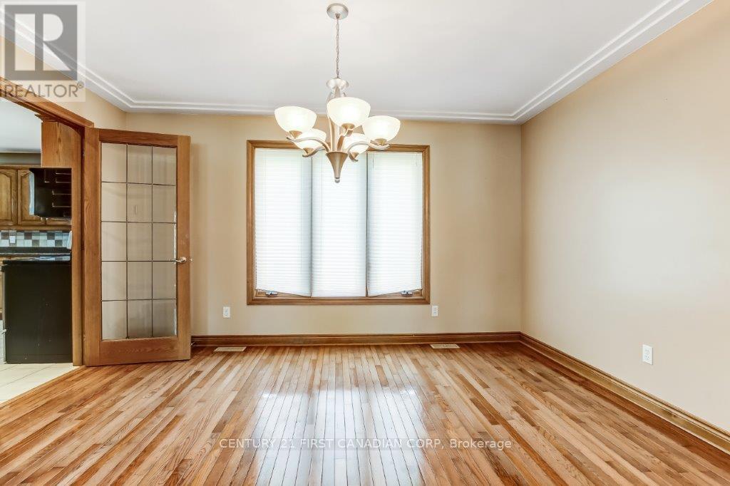 Photo 7 of 52 Mckee Road, Chathamkent ON