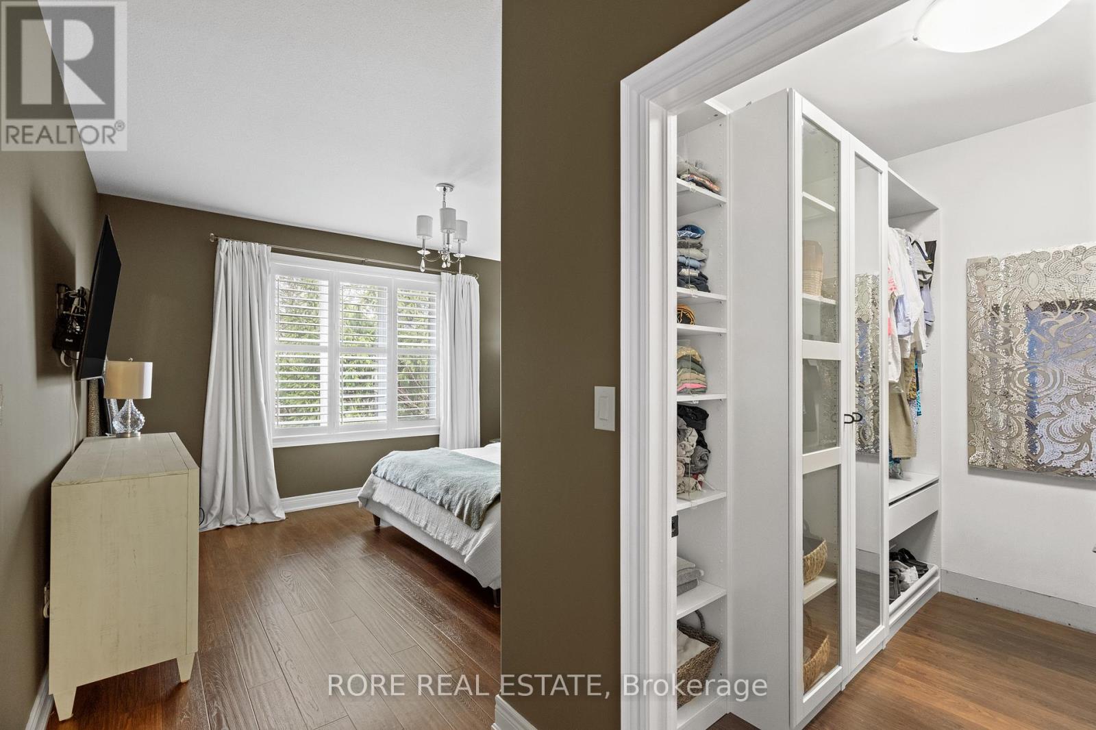 Photo 22 of 56 Sunrise Court, Fort Erie ON