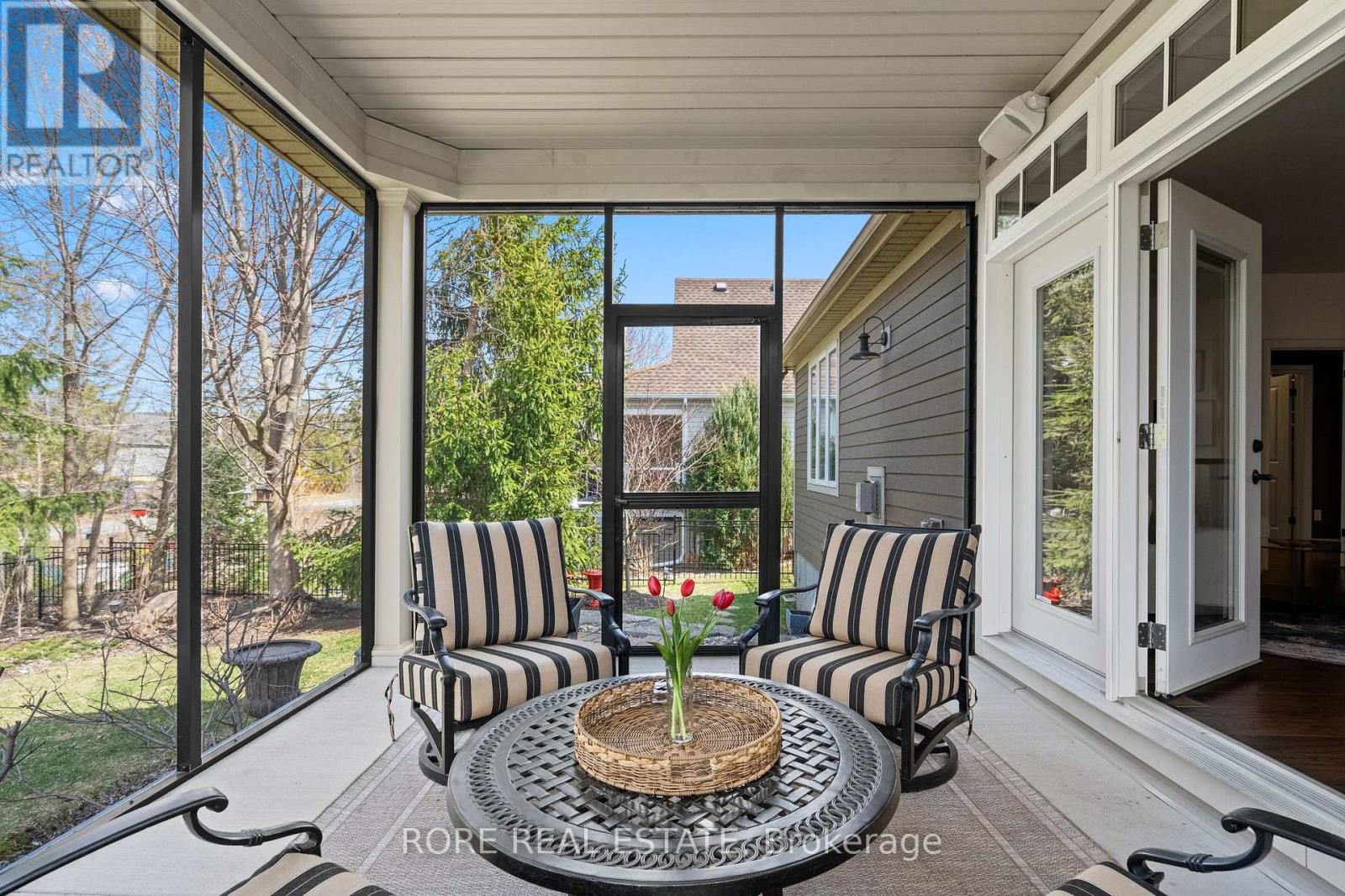 Photo 29 of 56 Sunrise Court, Fort Erie ON