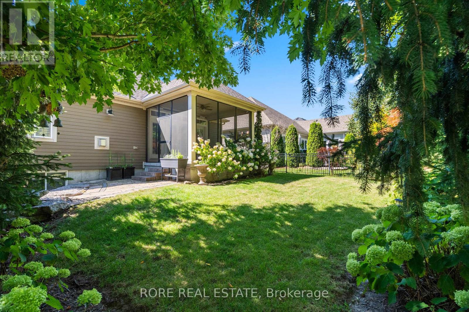 Photo 45 of 56 Sunrise Court, Fort Erie ON