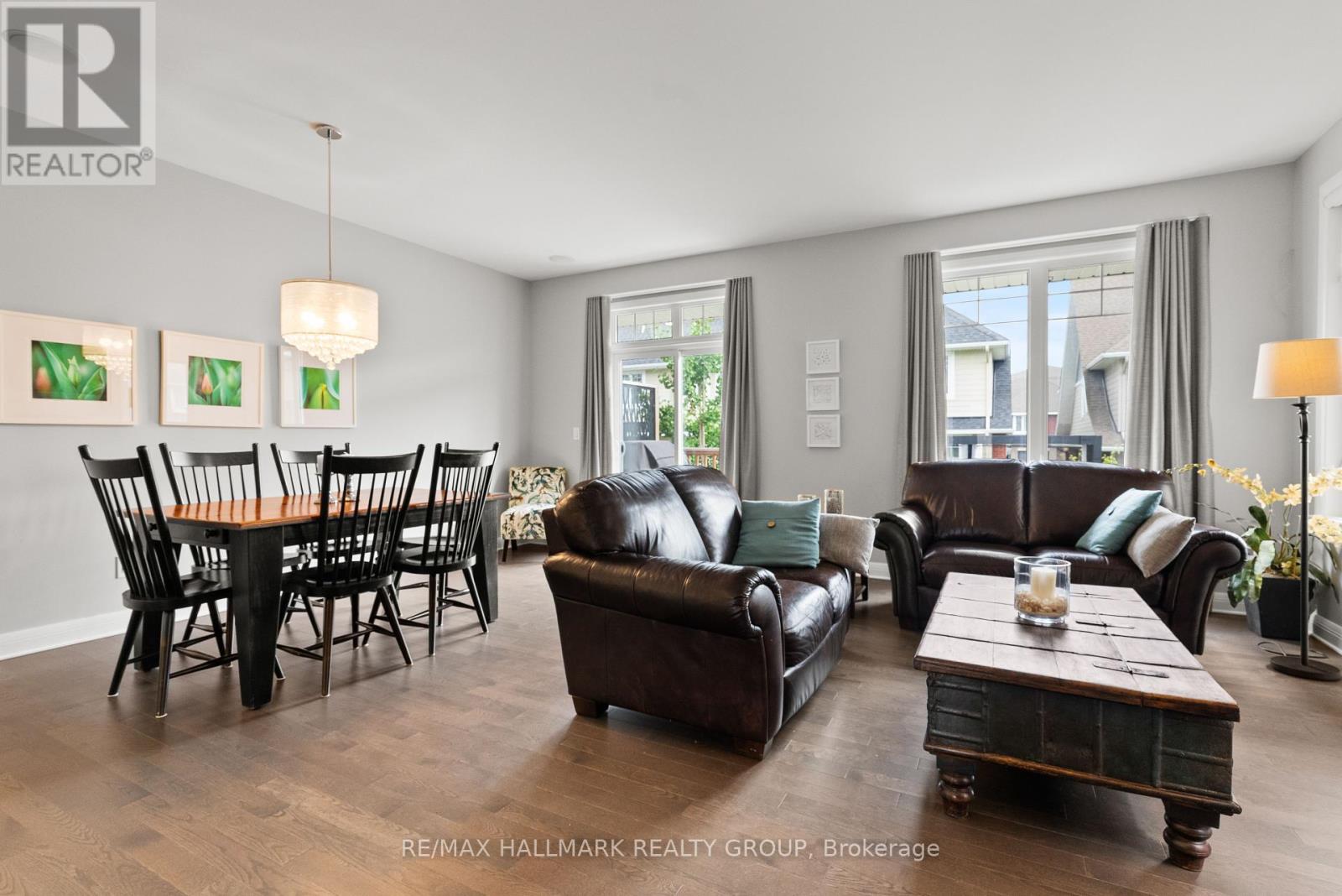 Photo 14 of 70 Arkose Street, Ottawa ON