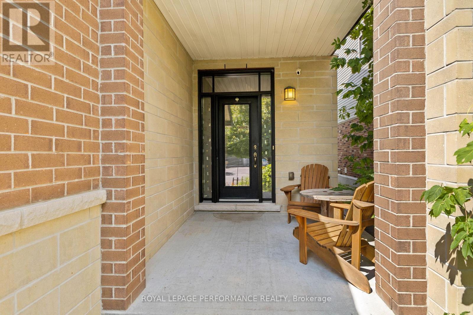 Photo 2 of 160 Mattingly Way, Ottawa ON