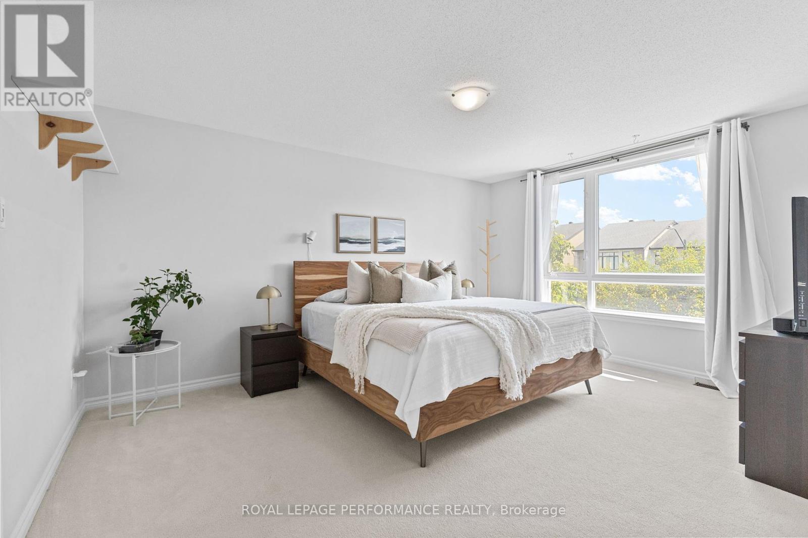 Photo 22 of 160 Mattingly Way, Ottawa ON