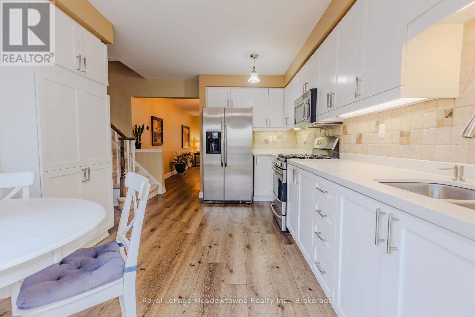 Photo 13 of 620 Edwards Avenue, Milton ON
