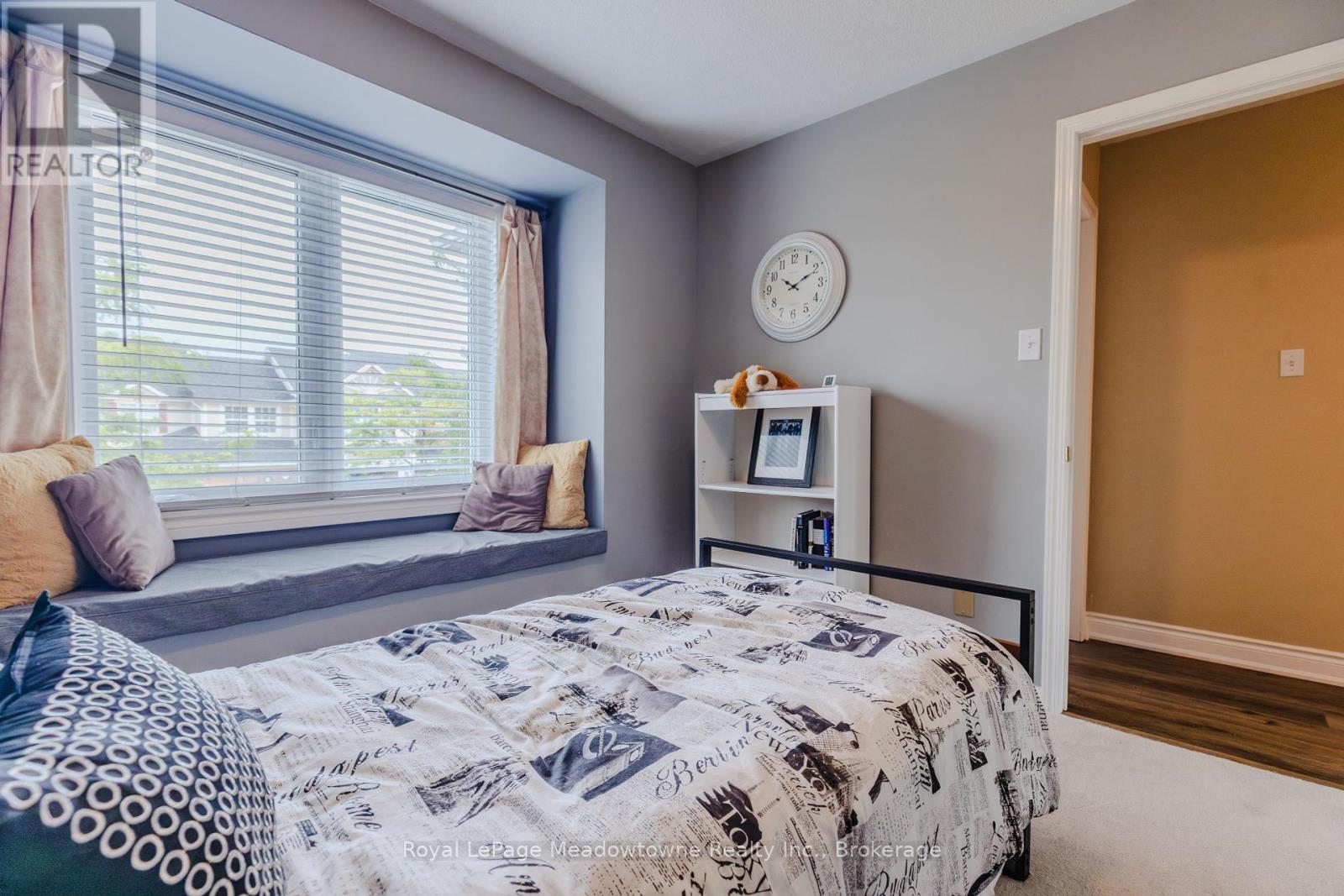 Photo 22 of 620 Edwards Avenue, Milton ON