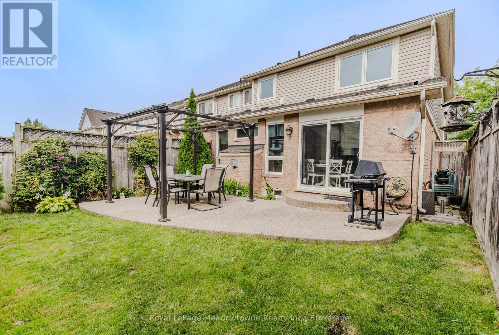 Photo 40 of 620 Edwards Avenue, Milton ON