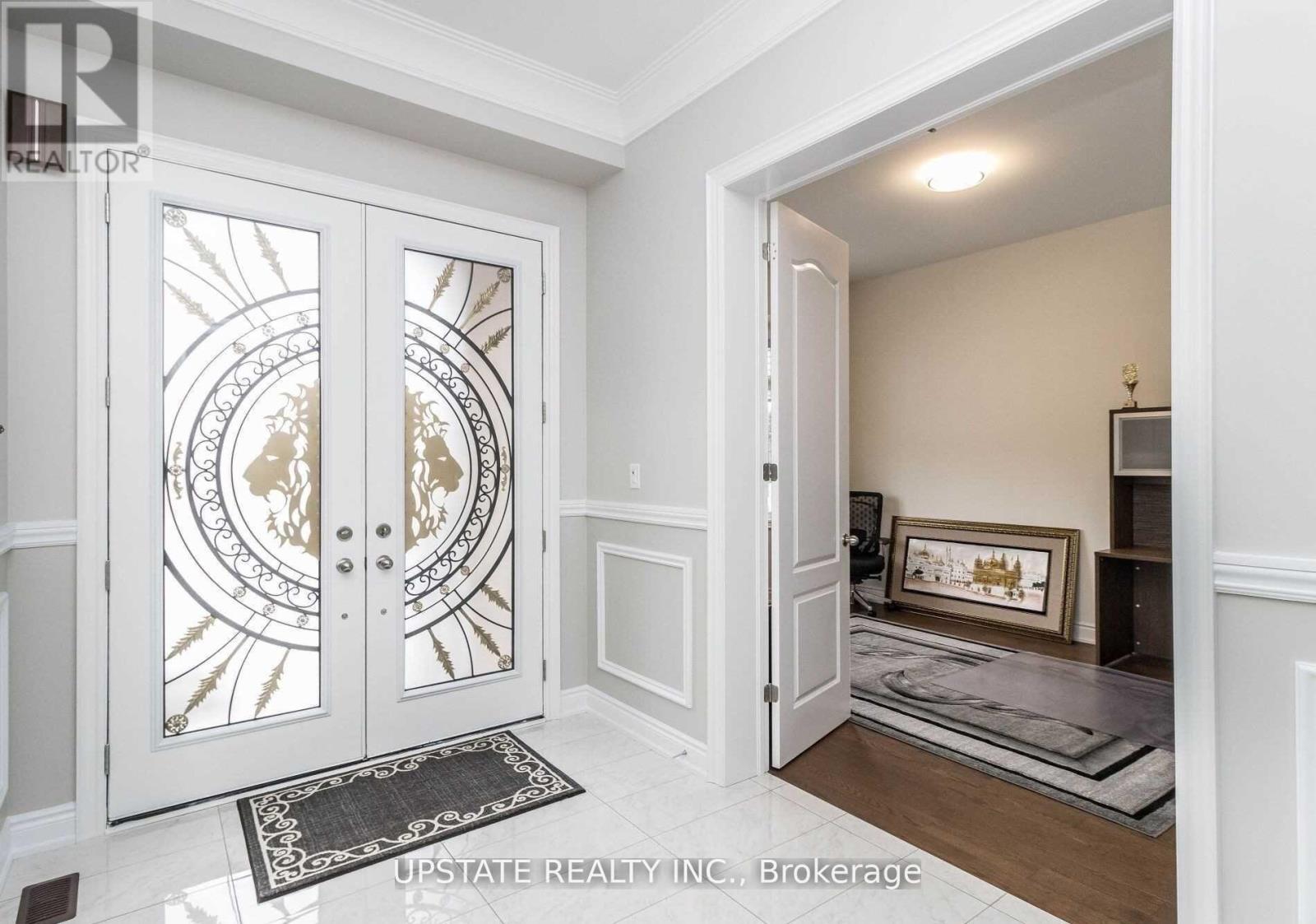 Photo 3 of 5 Anatolia Street, Brampton ON