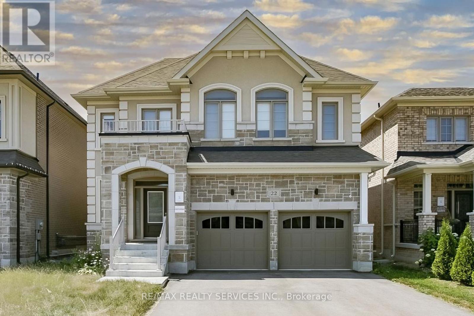 Photo 1 of 22 Valleo Street, Georgina ON