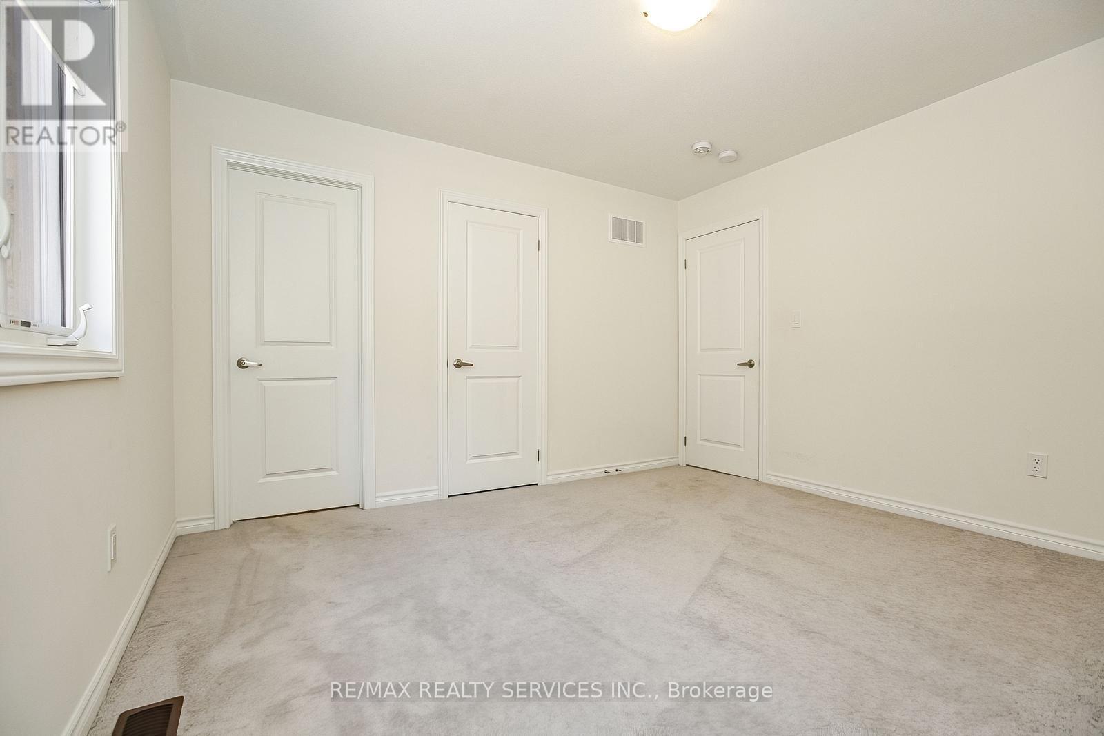 Photo 38 of 22 Valleo Street, Georgina ON