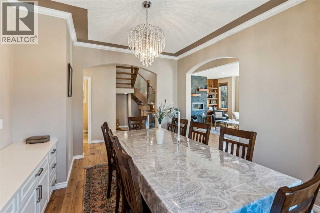Photo 8 of 4538 Montgomery Avenue Nw, Calgary AB