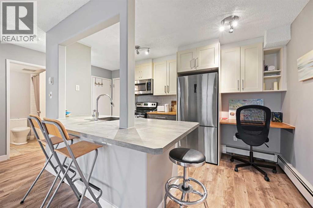 Photo 12 of 203 2734 17 Avenue Sw, Calgary AB