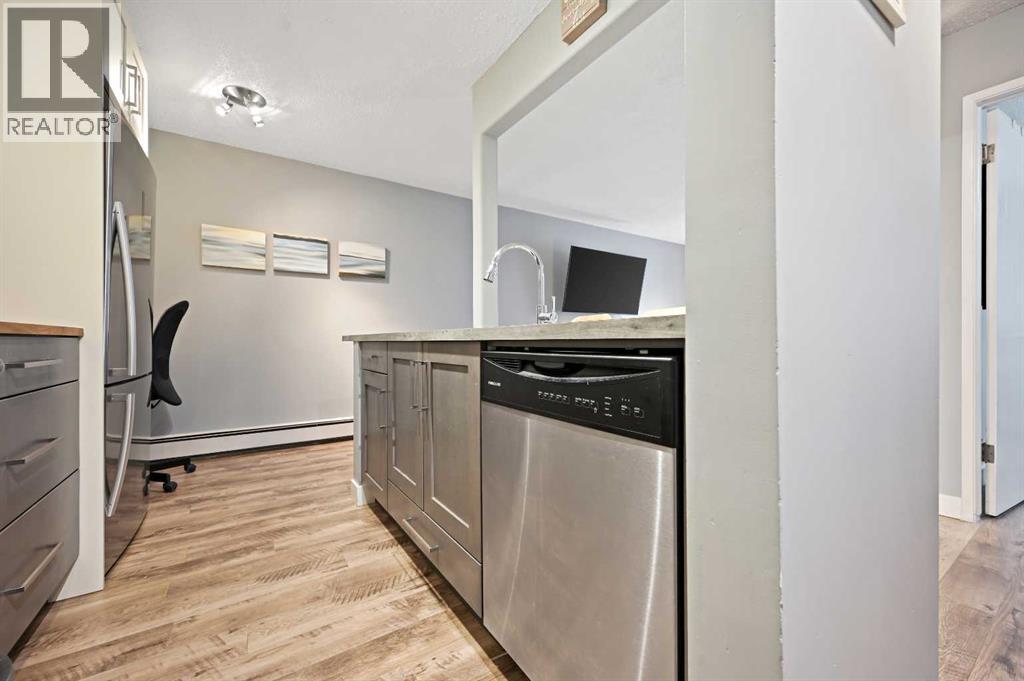 Photo 16 of 203 2734 17 Avenue Sw, Calgary AB