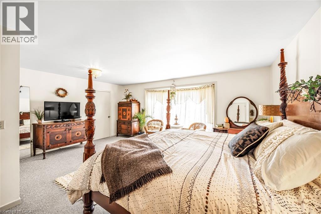 Photo 26 of 302783 Douglas Street, Durham ON