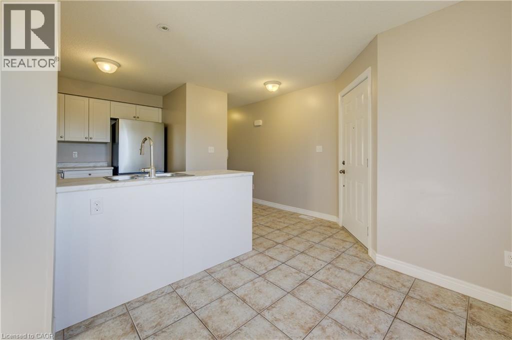 Photo 10 of 642 A Woodlawn Road E, Guelph ON