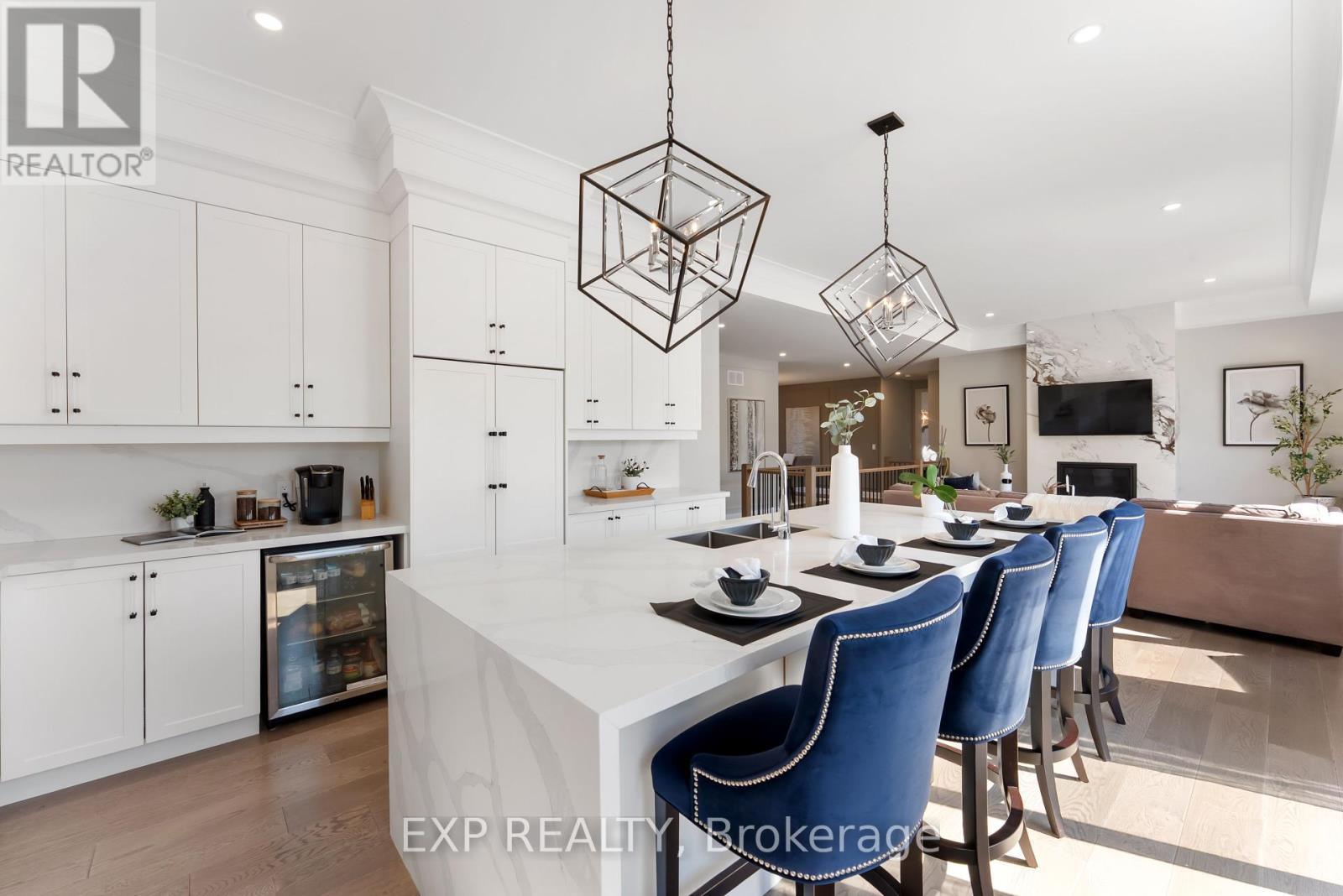 Photo 13 of 63 Charles Tilley Crescent, Clarington ON