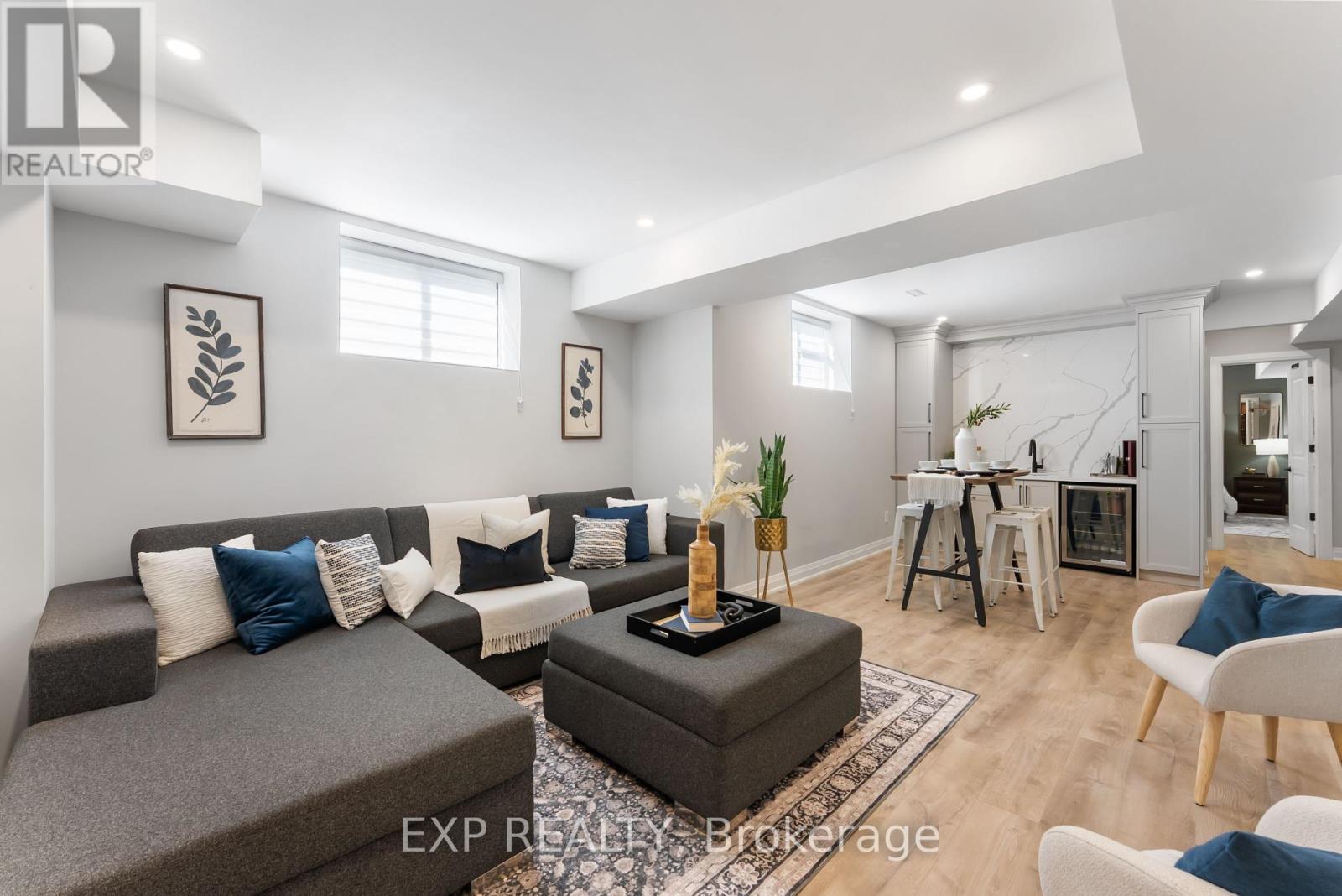 Photo 34 of 63 Charles Tilley Crescent, Clarington ON