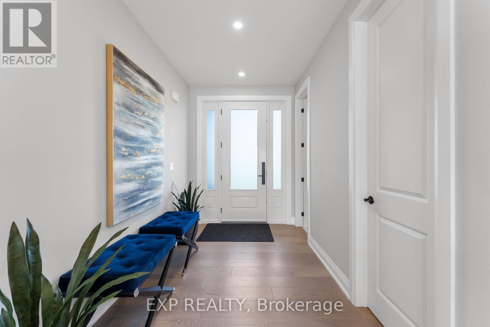 Photo 5 of 63 Charles Tilley Crescent, Clarington ON
