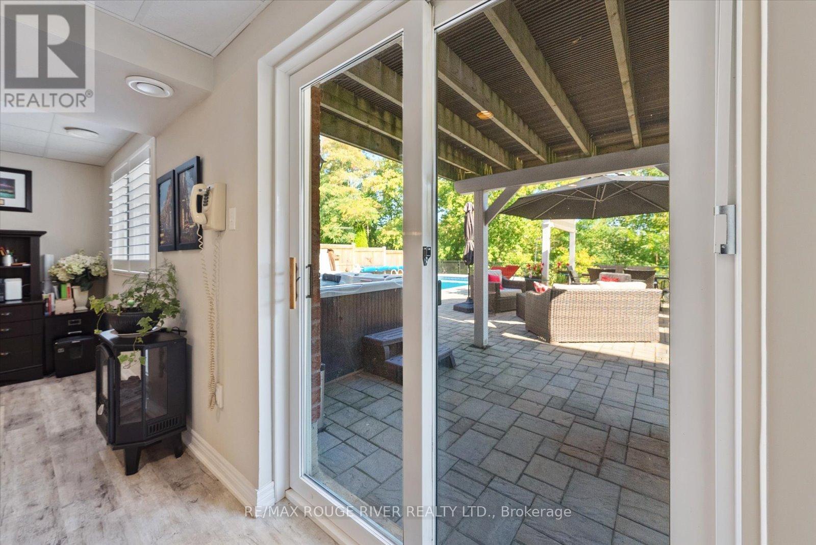 Photo 25 of 475 Victoria Street, Scugog ON