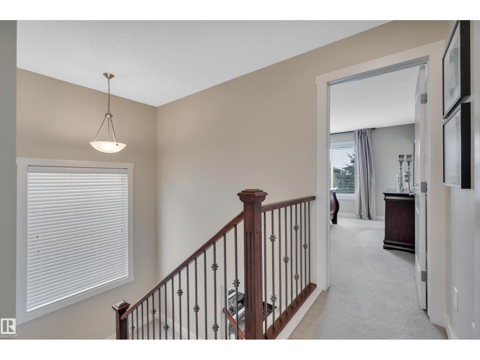 Photo 28 of 956 Chahley Cr Nw, Edmonton AB