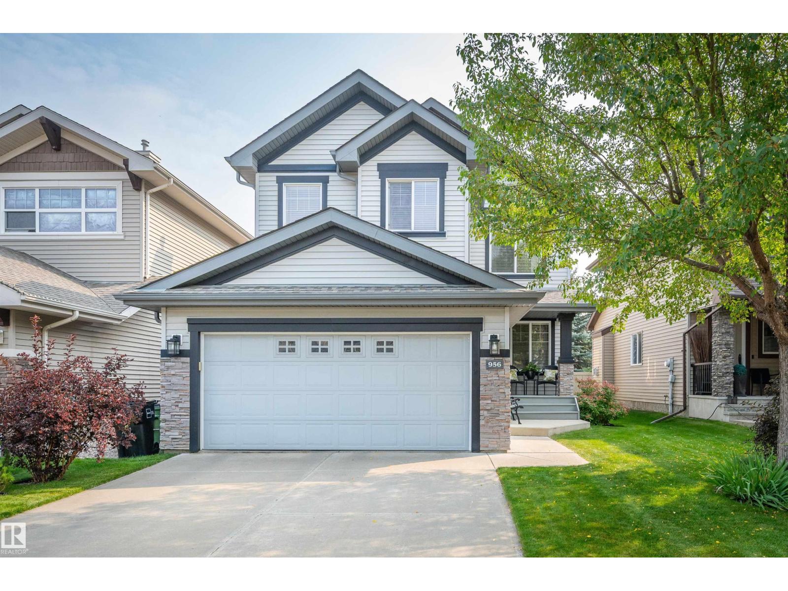 Photo 1 of 956 Chahley Cr Nw, Edmonton AB