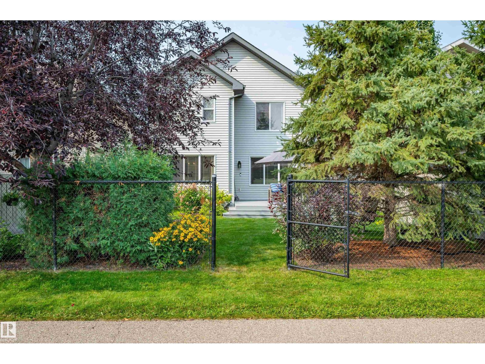 Photo 62 of 956 Chahley Cr Nw, Edmonton AB