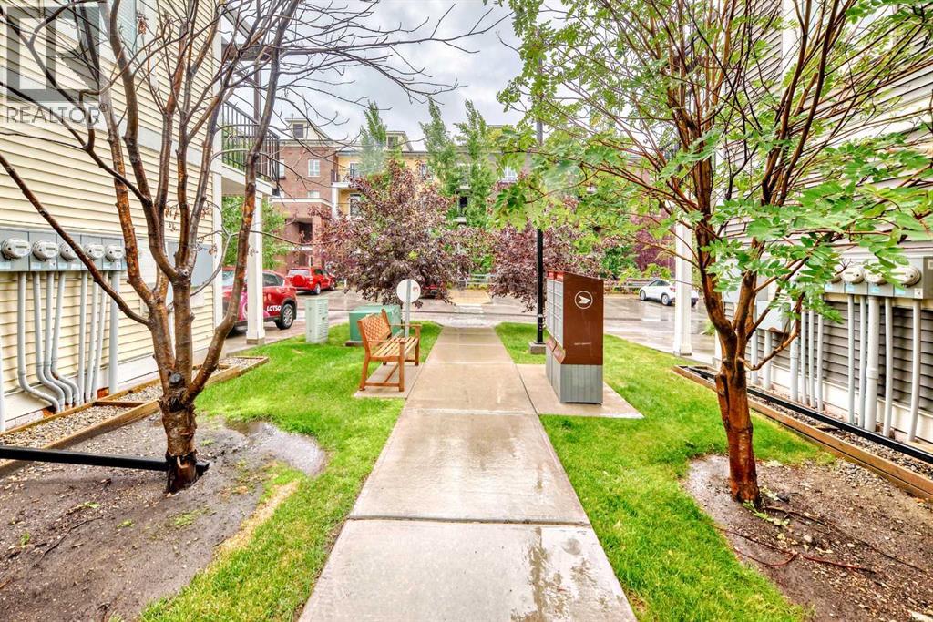 Photo 27 of 227 Copperpond Common Se, Calgary AB
