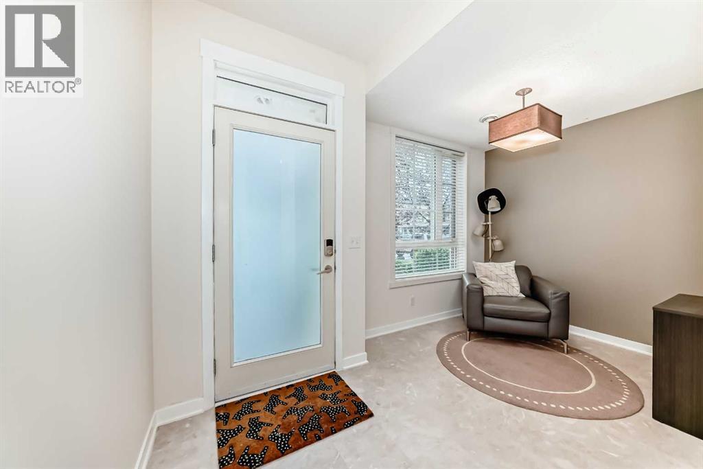 Photo 4 of 227 Copperpond Common Se, Calgary AB