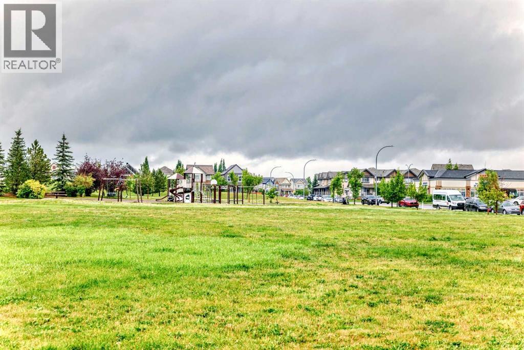 Photo 32 of 227 Copperpond Common Se, Calgary AB