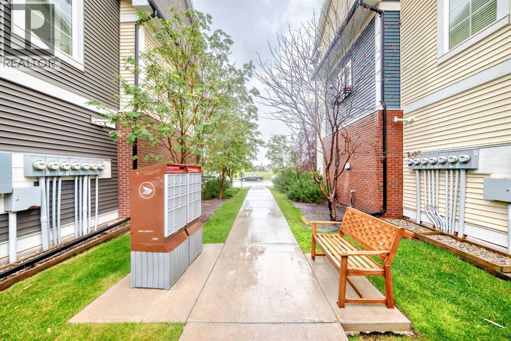 Photo 26 of 227 Copperpond Common Se, Calgary AB