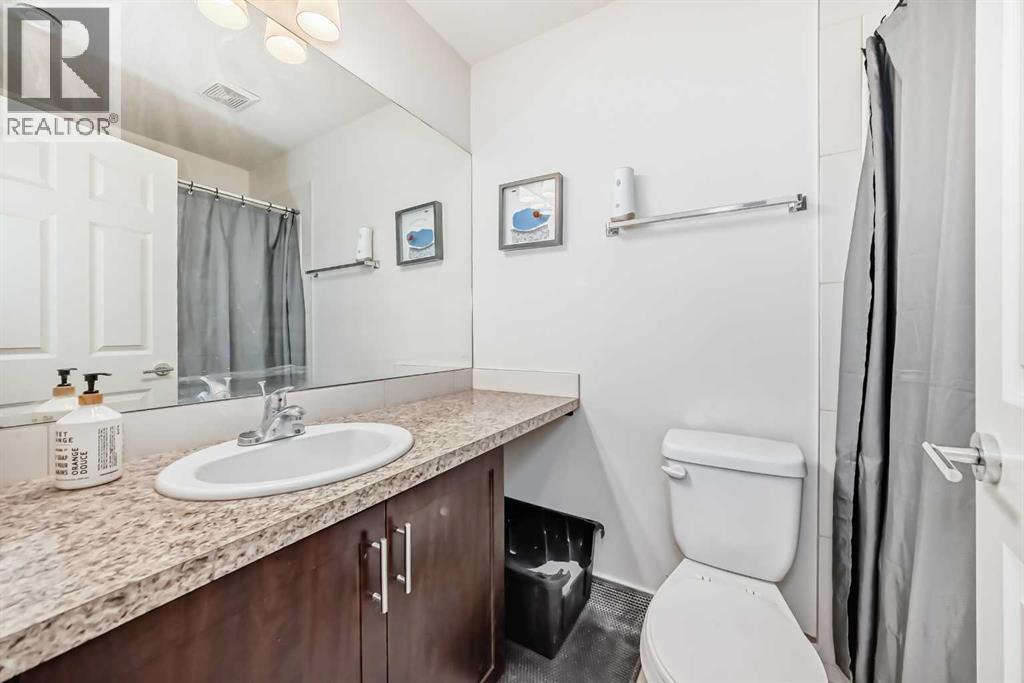 Photo 5 of 227 Copperpond Common Se, Calgary AB
