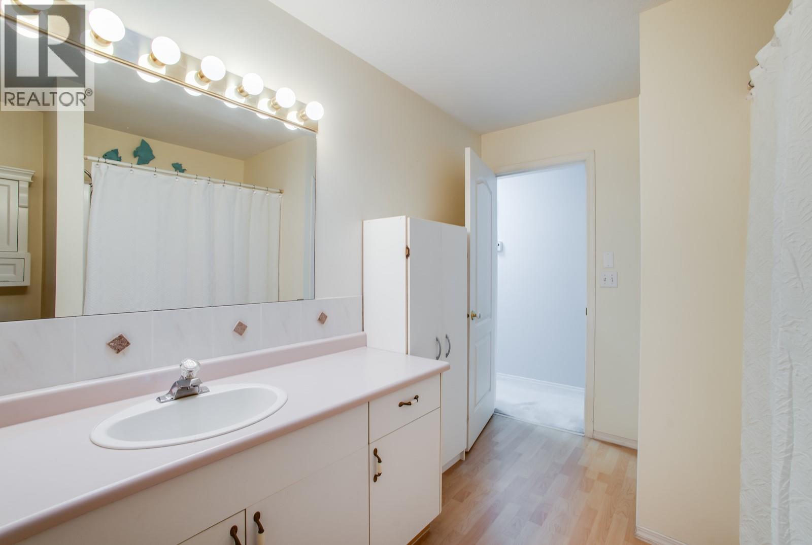 Photo 23 of 1650 Highland Drive N, Kelowna BC