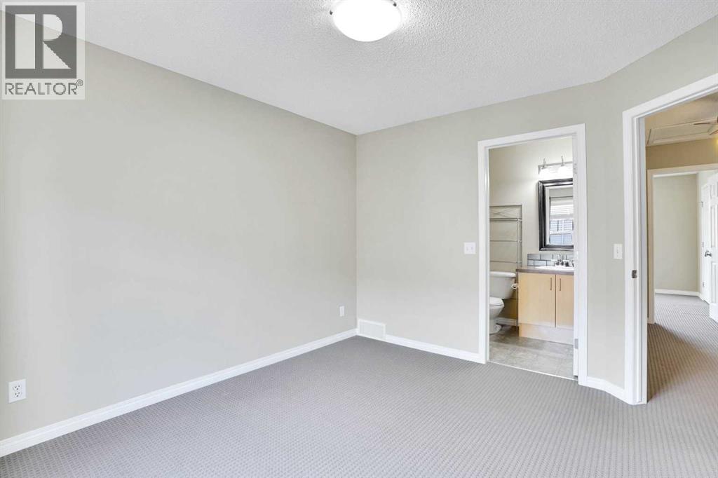 Photo 22 of 3174 New Brighton Gardens Se, Calgary AB