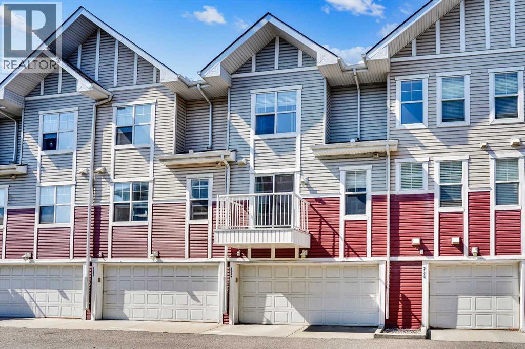 Photo 3 of 3174 New Brighton Gardens Se, Calgary AB