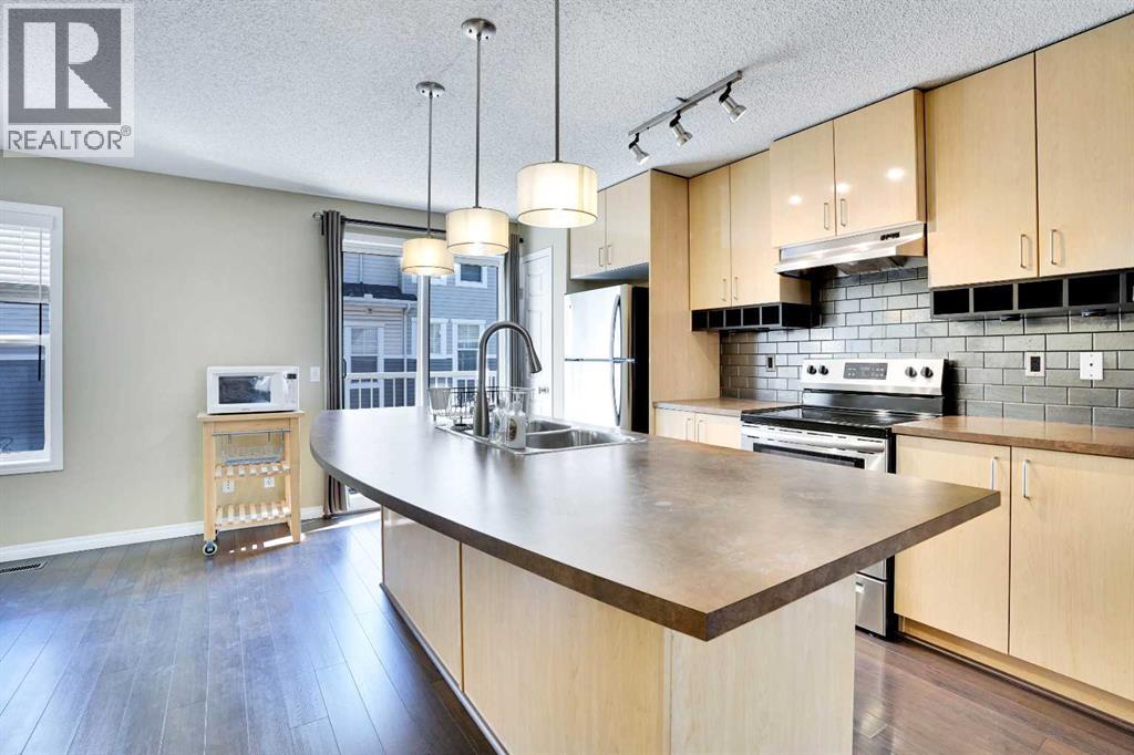 Photo 12 of 3174 New Brighton Gardens Se, Calgary AB