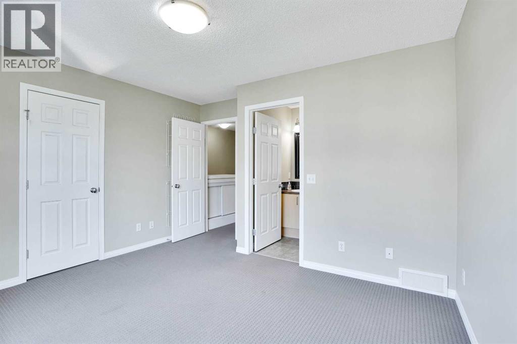 Photo 20 of 3174 New Brighton Gardens Se, Calgary AB